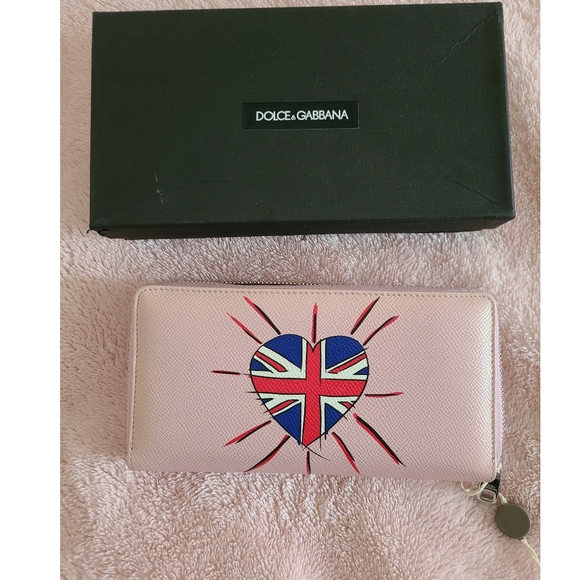 Authentic New Dolce & Gabbana Wallet - Picture 3 of 8